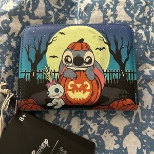 Disney Loungefly Stitch Glow in the dark Pumpkin Zip Up Wallet